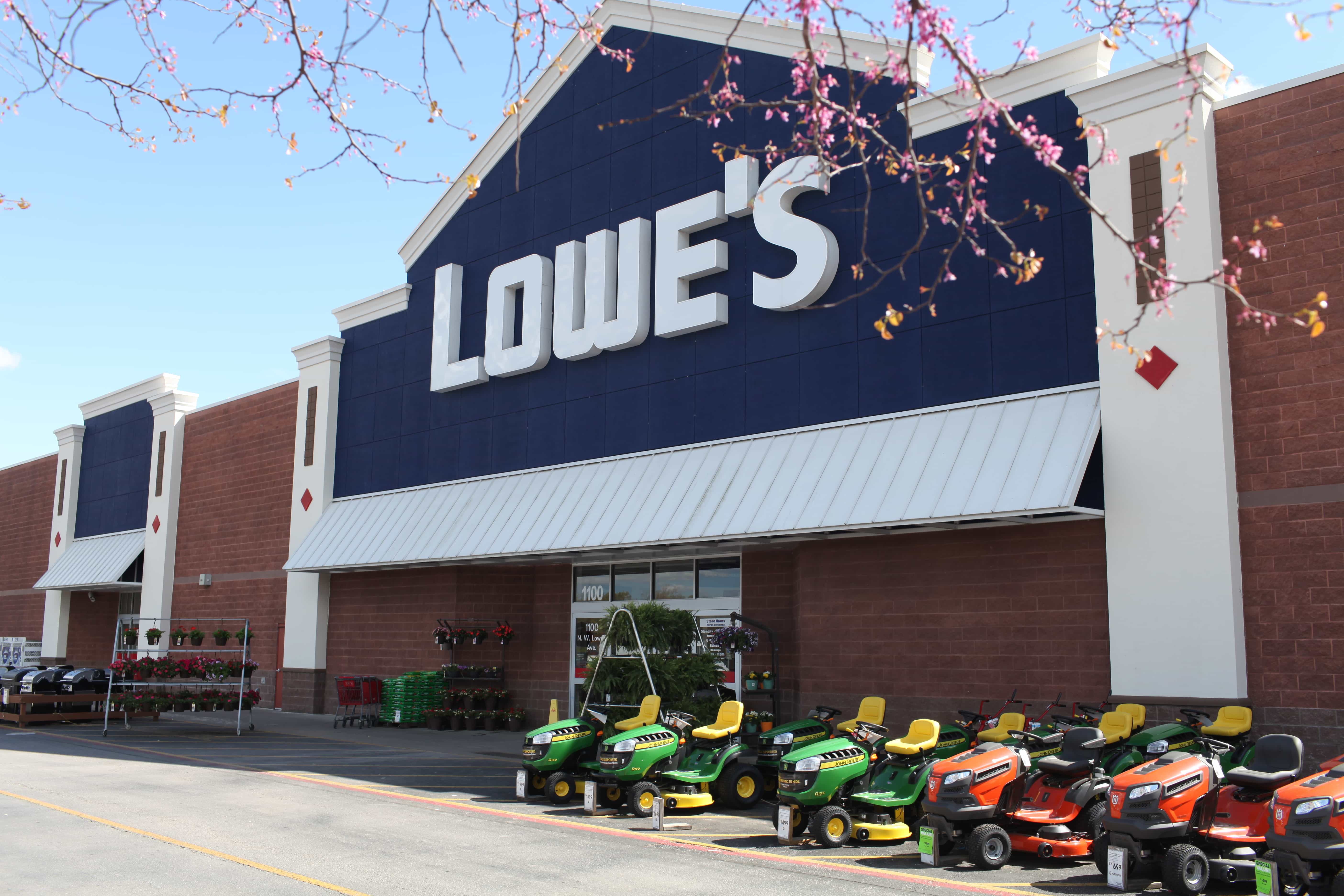 Lowes Stores 